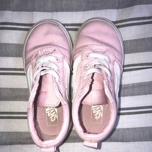 8c Pink Vans